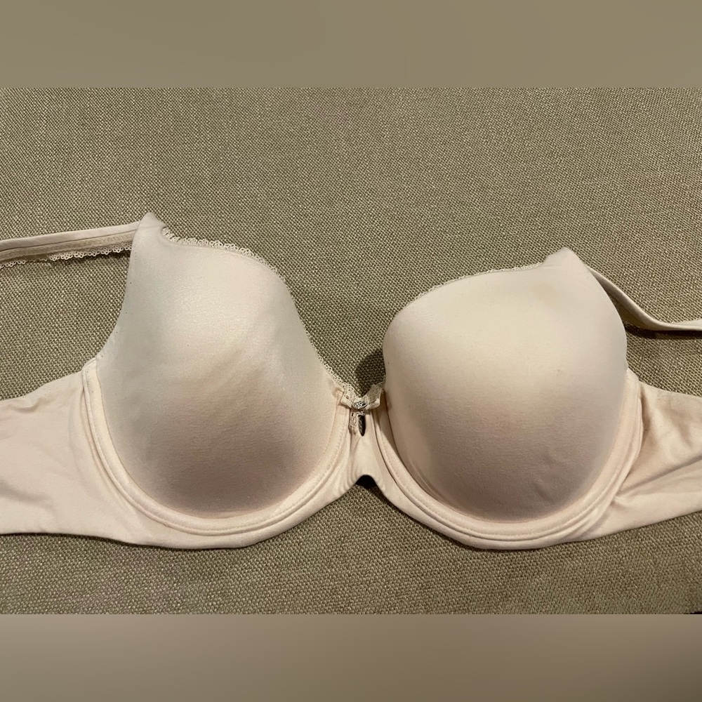 Victoria’s Secret Lined Demi Size 34D